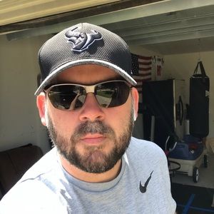 Meet your Posher, Cesar